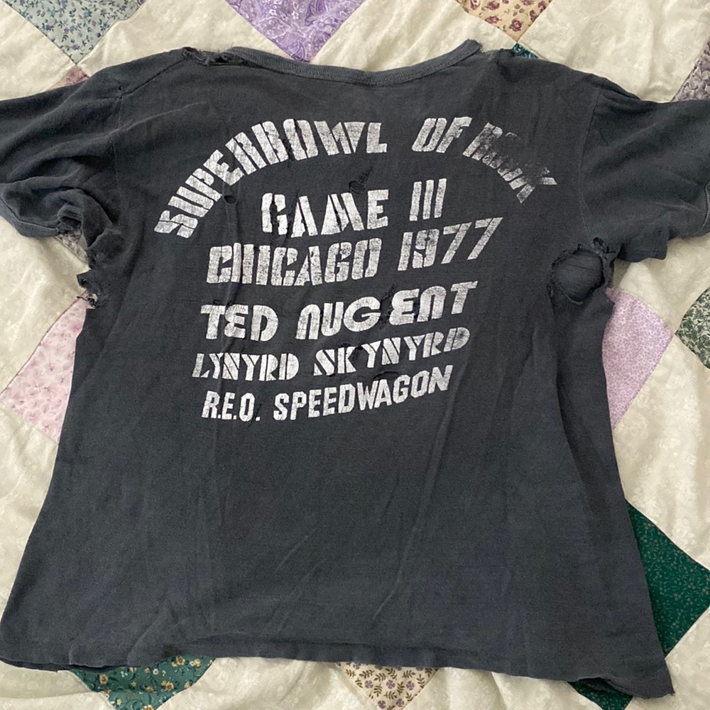 Vintage black/Gray SuperBowl of Rock perfectly worn in band tee size xs/s